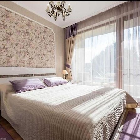 Luxury Apartment Amalfi 300 M From The Beach Varna ภายนอก รูปภาพ