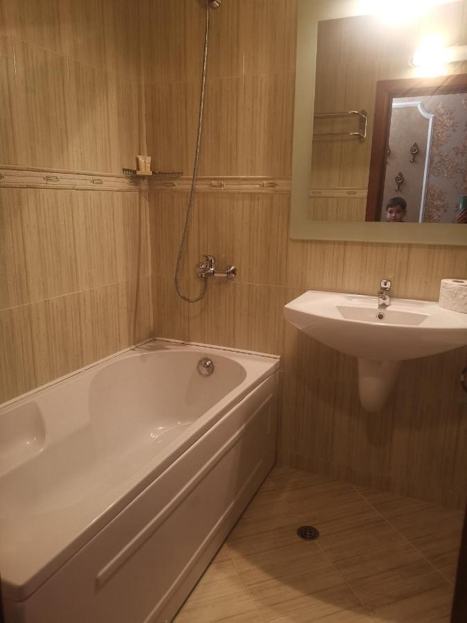 Luxury Apartment Amalfi 300 M From The Beach Varna ภายนอก รูปภาพ
